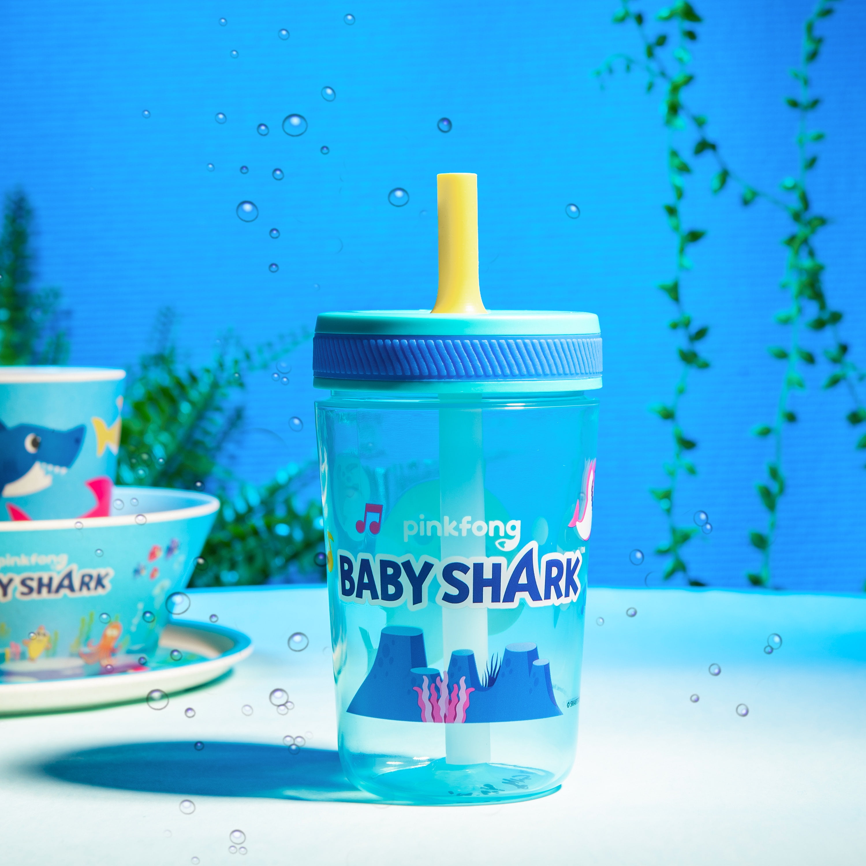 Zak Designs 15oz Baby Shark Kelso Travel Straw Tumbler Plastic and Silicone with Leak-Proof Valve for Kids, 2pcs Set, Baby Shark