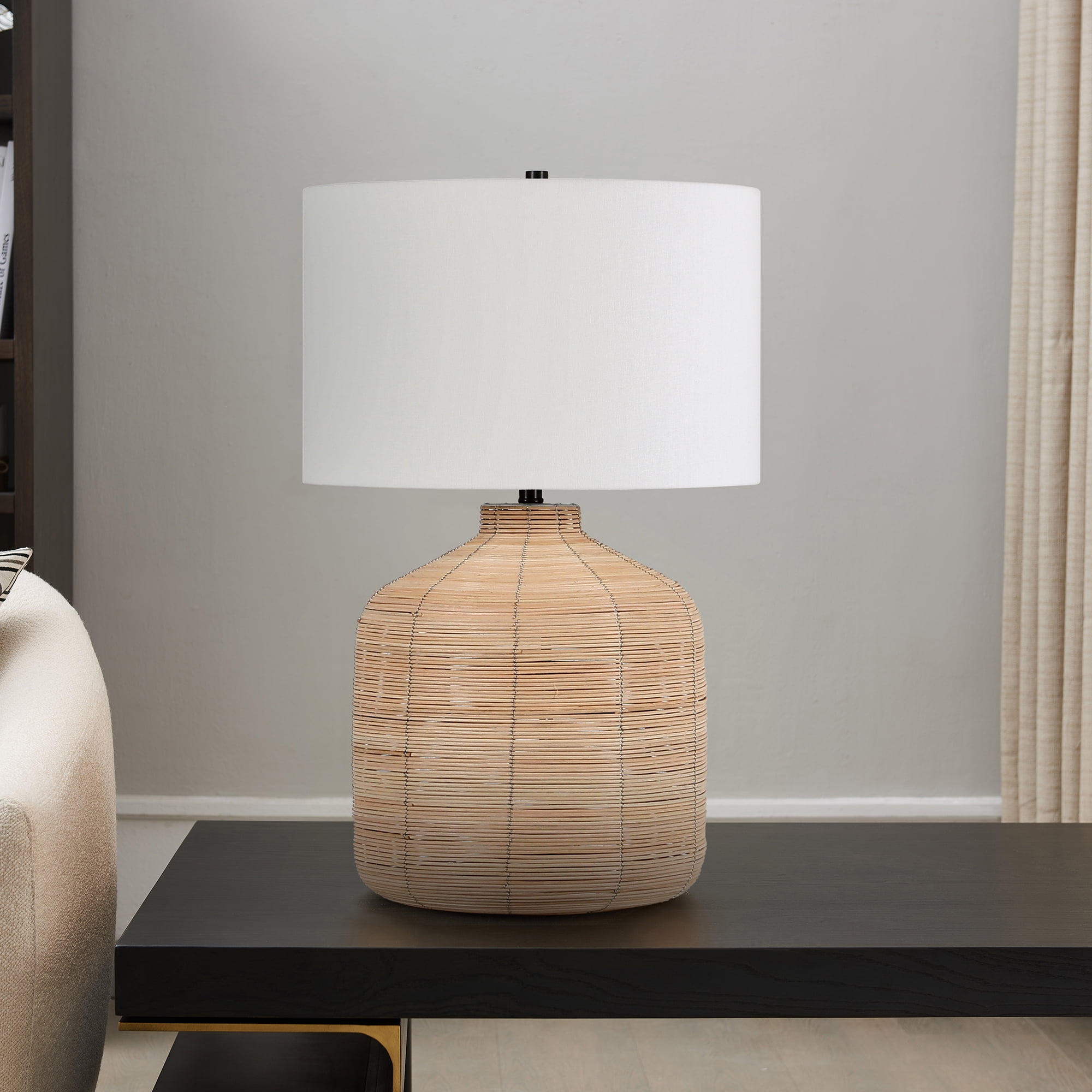 Evelyn&Zoe Jolina 27" Tall Oversized/Rattan Table Lamp with Fabric Shade in Natural Rattan/White