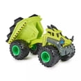 thumbnail image 4 of Set de juego Monster Jam Dirt Arena con arena cinética y vehículo, 4 of 9