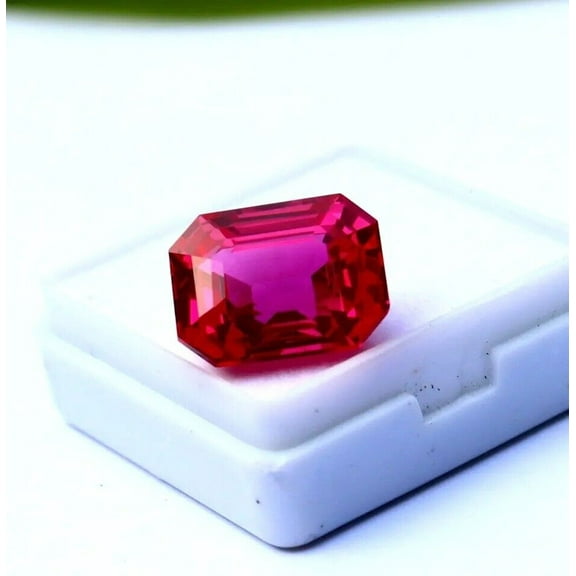 17.30 Ct Synthetic lab-Created Red Pinkish Ruby Emerald Shape Loose Gemstone