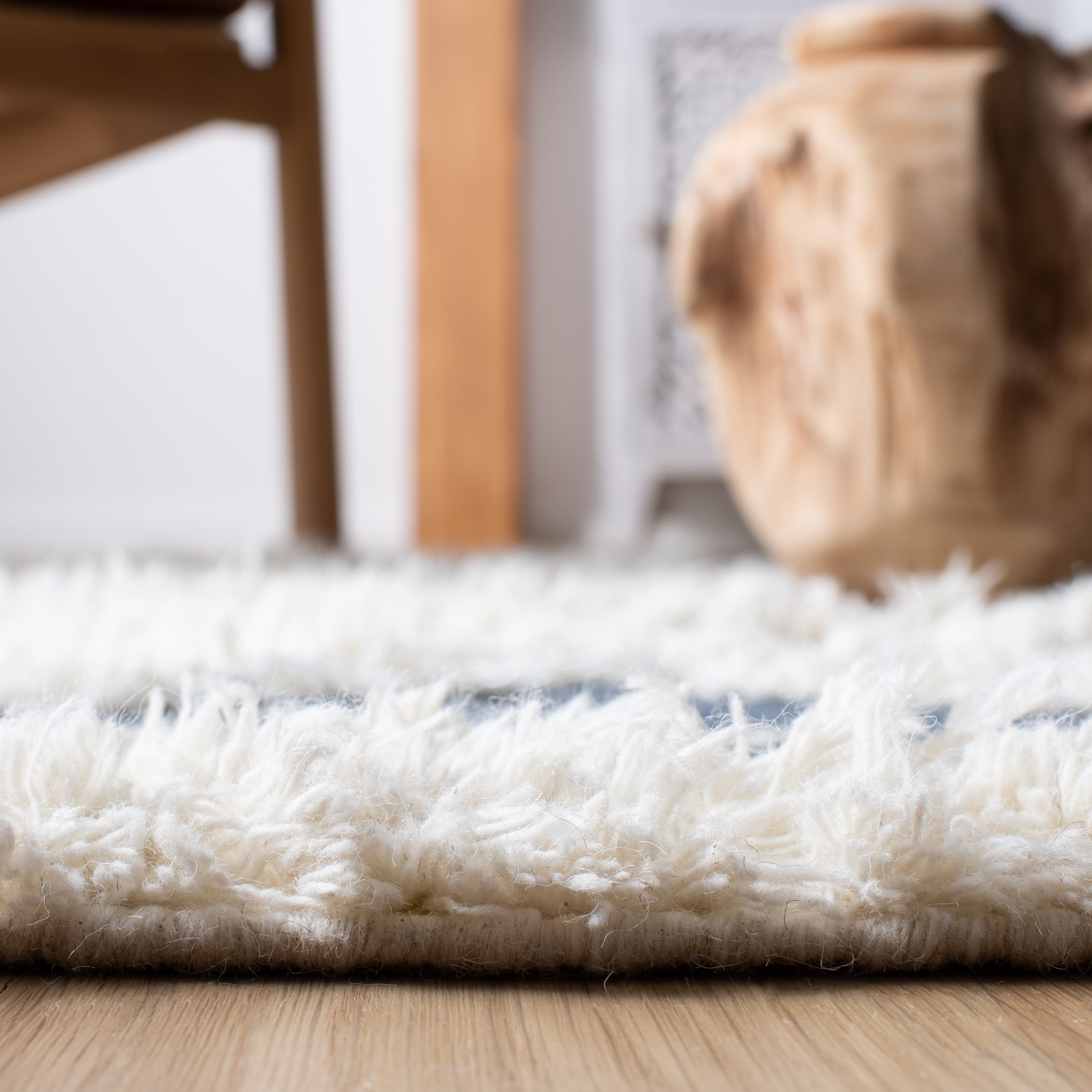 SAFAVIEH Natura Ashlea Geometric Wool Area Rug, Ivory/Blue, 8' x 10'