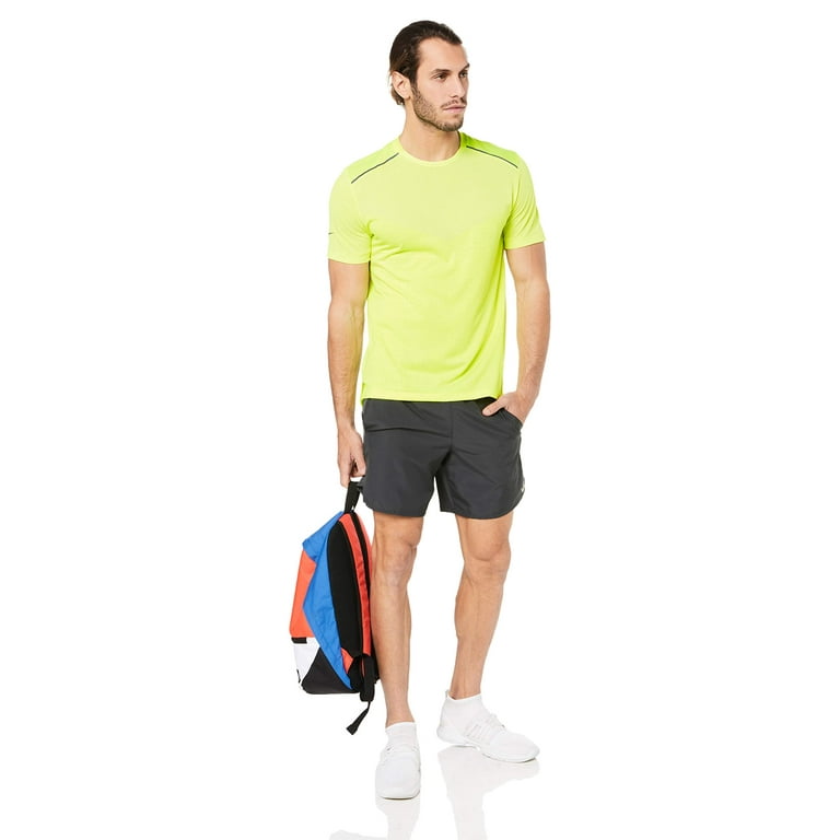 Nike Men s Tech Pack Breathable Highlight Yellow Shirt S AQ6375 702