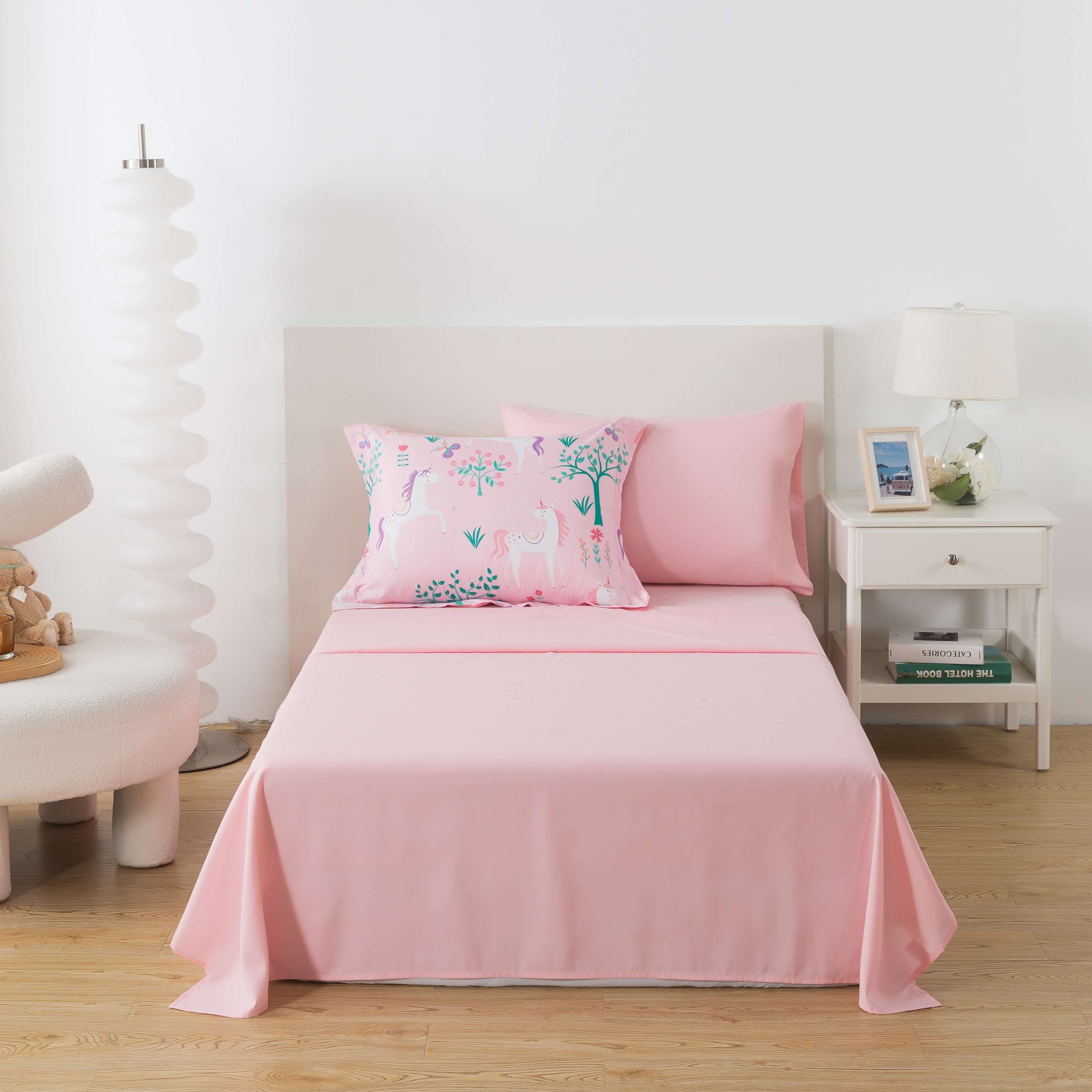 Your Zone Glow in the Dark Pink Unicorn 5-Piece Twin Bedding Set with Fabric Storage Bag