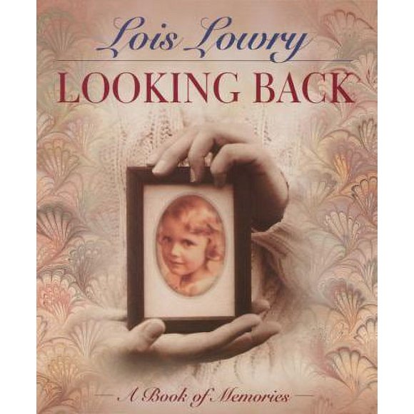 Pre-Owned Looking Back: A Book of Memories (Paperback) 0385326998 9780385326995