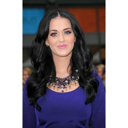 Katy Perry At A Public Appearance For Launch Of Purr Fragrance By Katy Perry For Nordstrom Pop-Up Nyc Event Greeley Square Park New York Ny November 16 2010 Photo By Kristin CallahanEverett