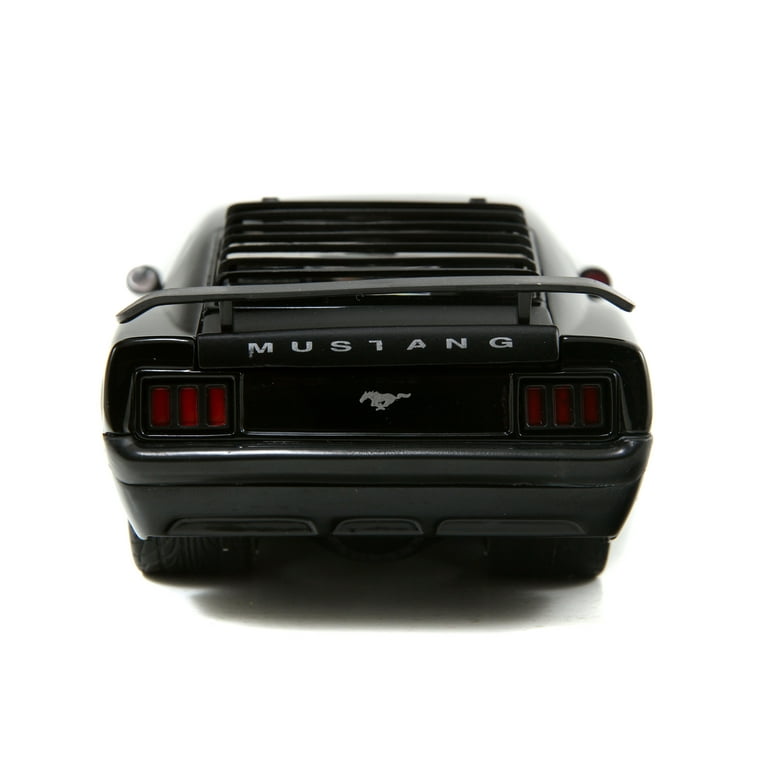 Big Time Muscle 1:24 1970 Ford Mustang Boss 429 Die-cast Car Black