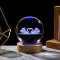 thumbnail image 1 of InnotechSC Swan Figuras de Delfines 3D de Regalo en Bola de Cristal de 60 Mm con Esfera de Vidrio Grabada con Láser Decoración Del Hogar con Base de Luz de Madera, 1 of 6