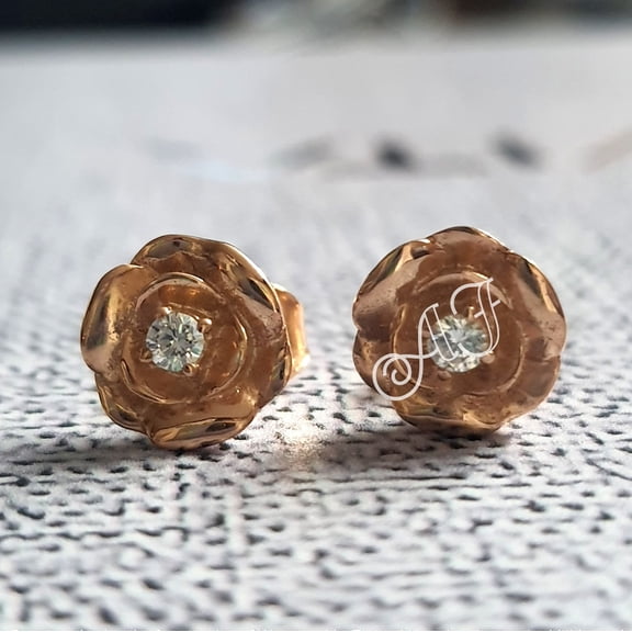 Aishvi Jewels 2Ct Round Brilliant cut Lab Created Certified Moissanite 14K Rose Gold Finish Sterling 925 Flower Stud Earrings