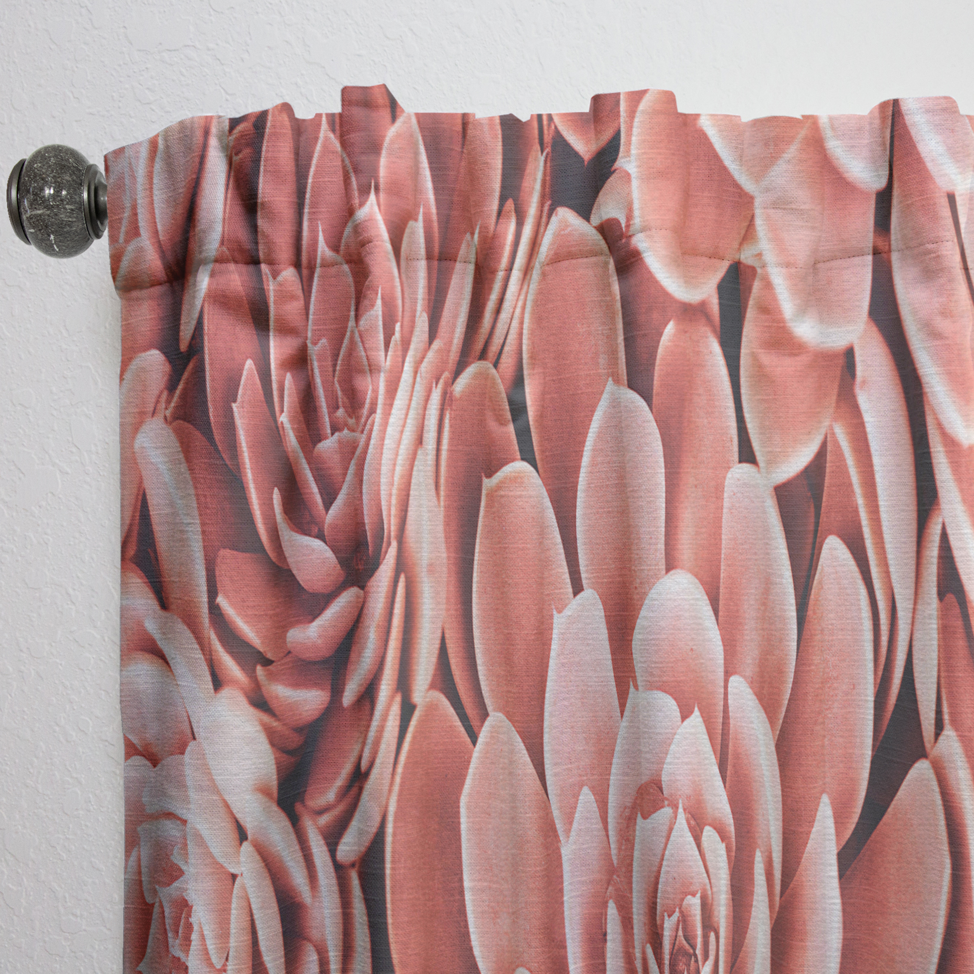 Designart 'Red Toned Succulent' Mid-Century Modern Curtain Panel