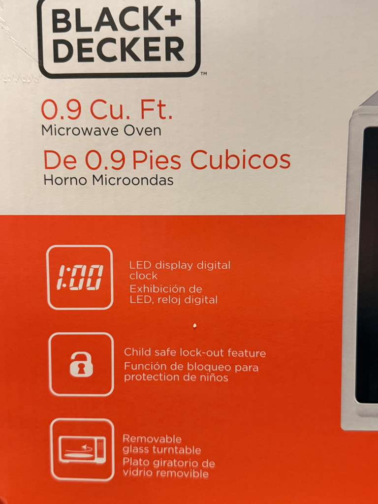 Black+Decker 0.9 Cu.Ft. LED display 900w Digital Microwave White