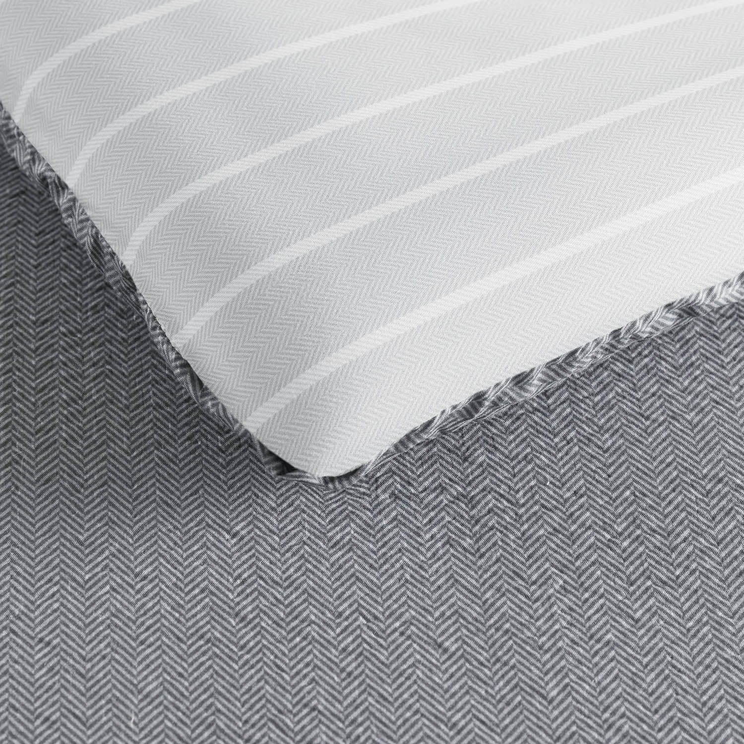 Ensemble de literie Mainstays de 8 pièces Ensemble de literie de 8 pièces Mainstays, Gris, Grand