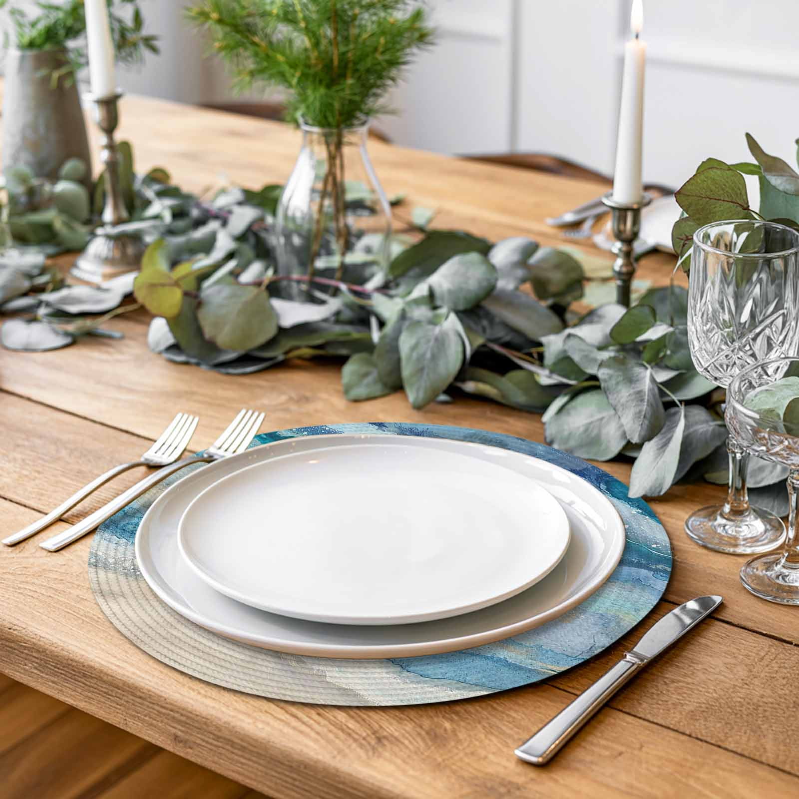 Round Woven Placemats set of 4, Blue Coastal Beach Washable&Heat Resistant Plastic Wipeable Placemats for Round Table Abstract Watercolor Oceans Waves Kitchen Dining Table Decor, 13in,