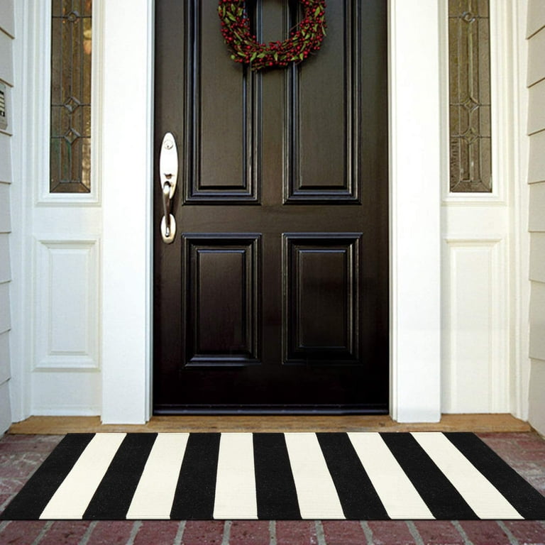  Front Porch Rug 24'' x 51'' Black and White Striped