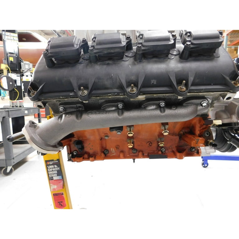 Hooker Exhaust Manifold Low Profile 2.5 Hooker Exhaust Manifold Low Profile 2.5