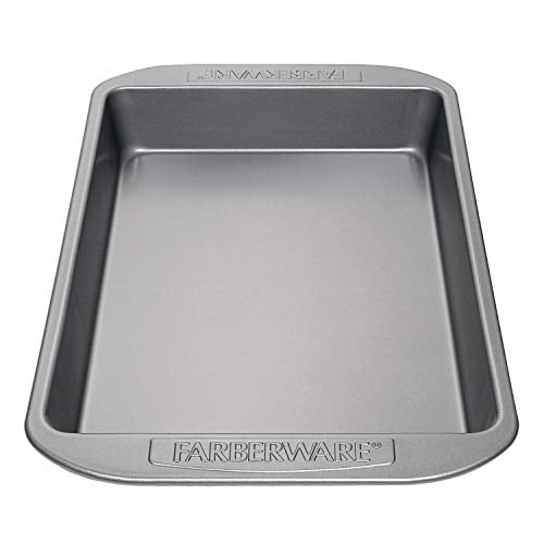 Farberware 52102 Nonstick Bakeware Baking Pan / Nonstick Cake Pan, Rectangle 9 Inch x 13 Inch
