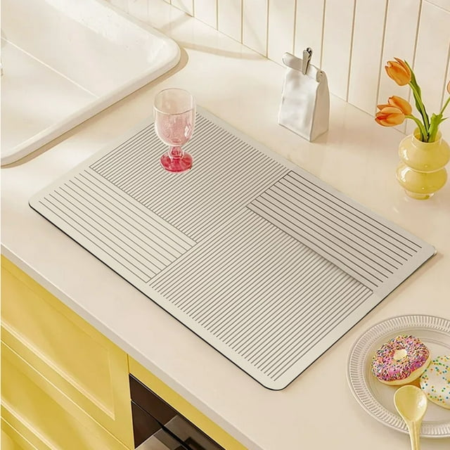Absorbent Dish Drying Mat for Kitchen Counter - Non-Slip Heat Resistant Coffee Bar Mat - Fits Under Coffee Maker & Espresso Machine - Stylish Checkered Design Hide Stain Drainer Mat