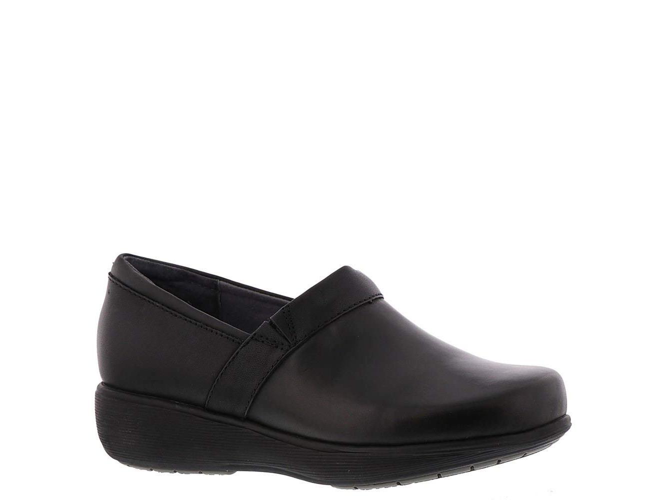 meredith nursing shoes