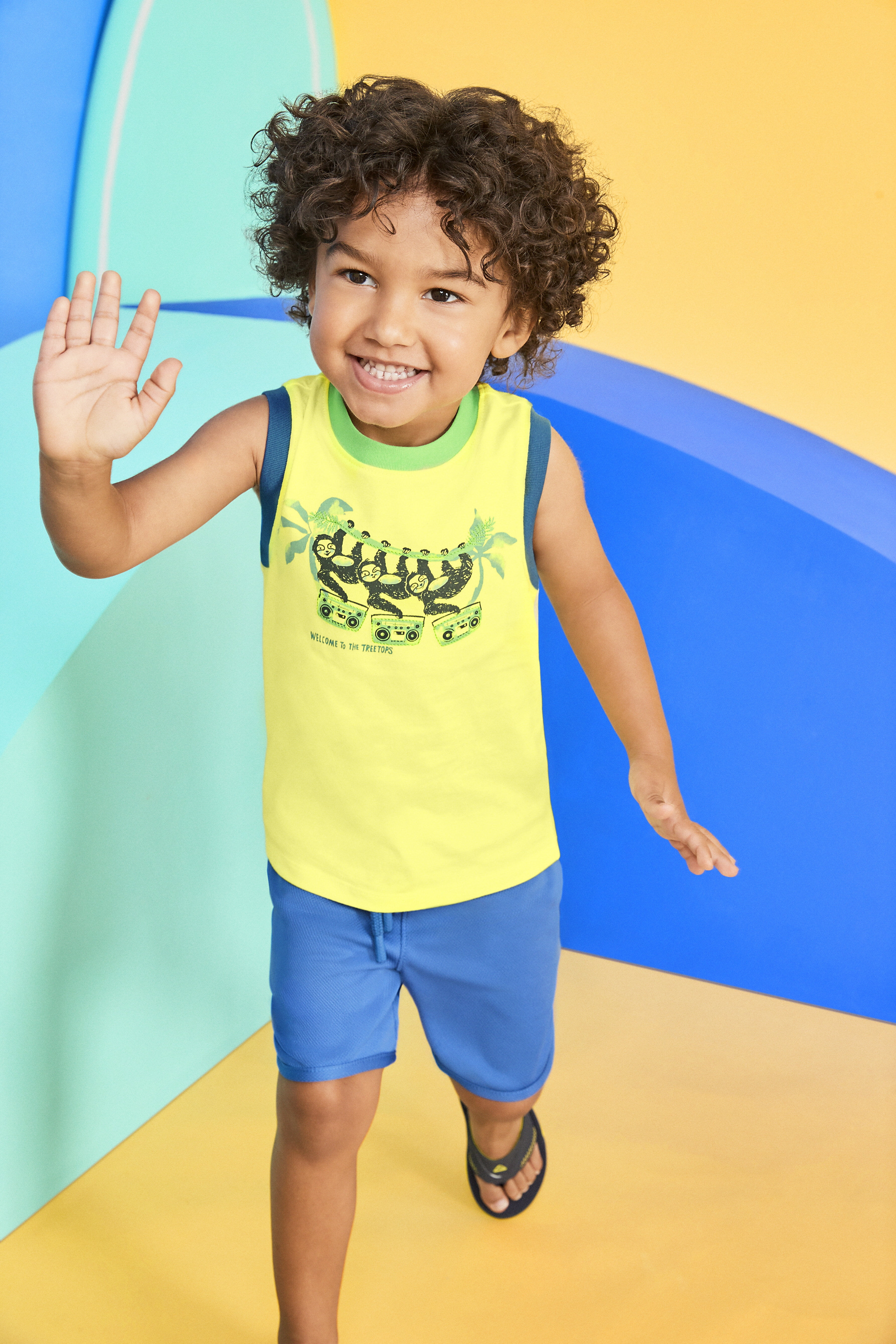 Garanimals Toddler Boys Mesh Dolphin Shorts, Sizes 18M-5T