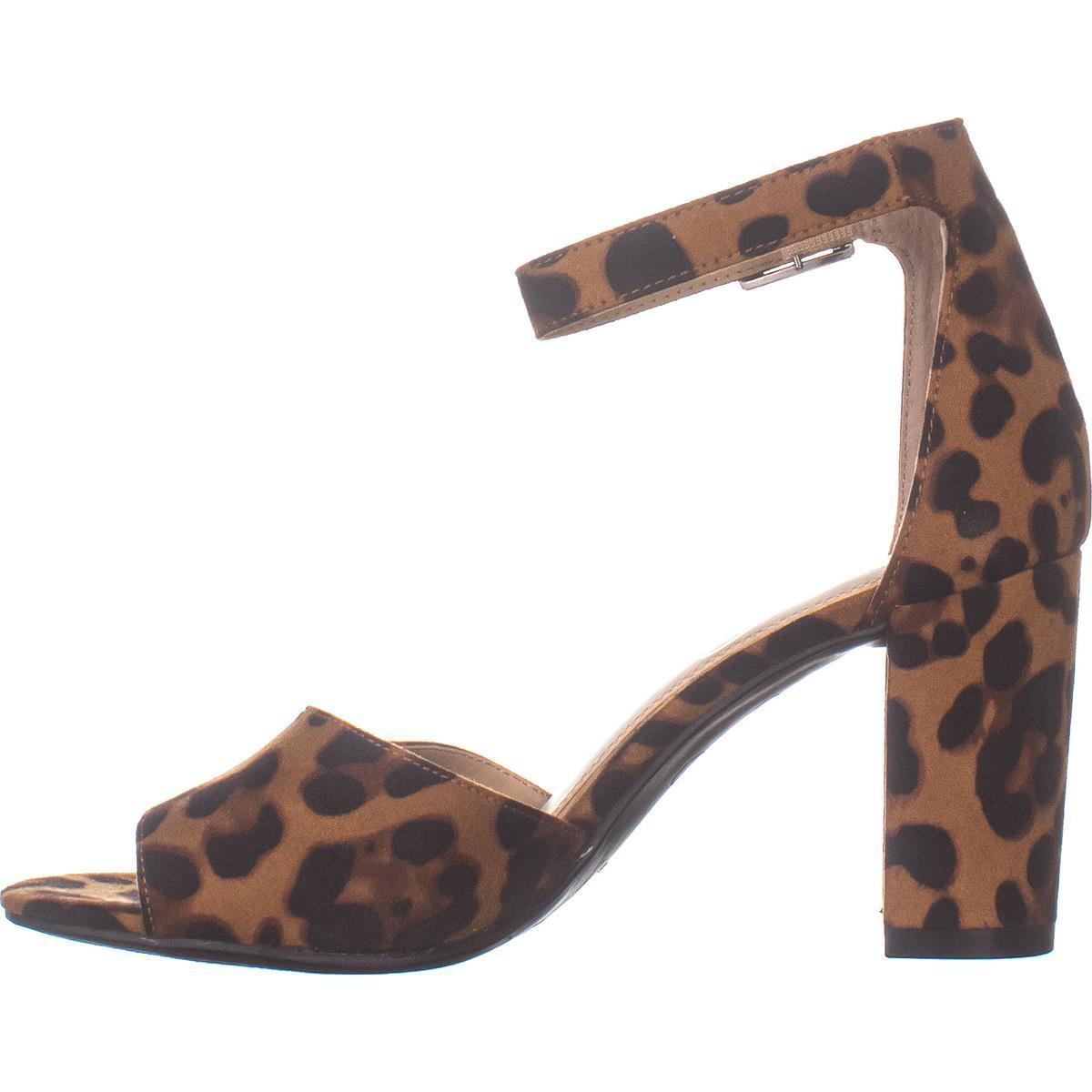 Womens Jessica Simpson Sherron Heeled 