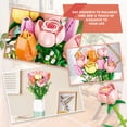 thumbnail image 4 of Set de construcción con ramo de flores de chanbrick con jarrón, 101 unidades, 4 of 7