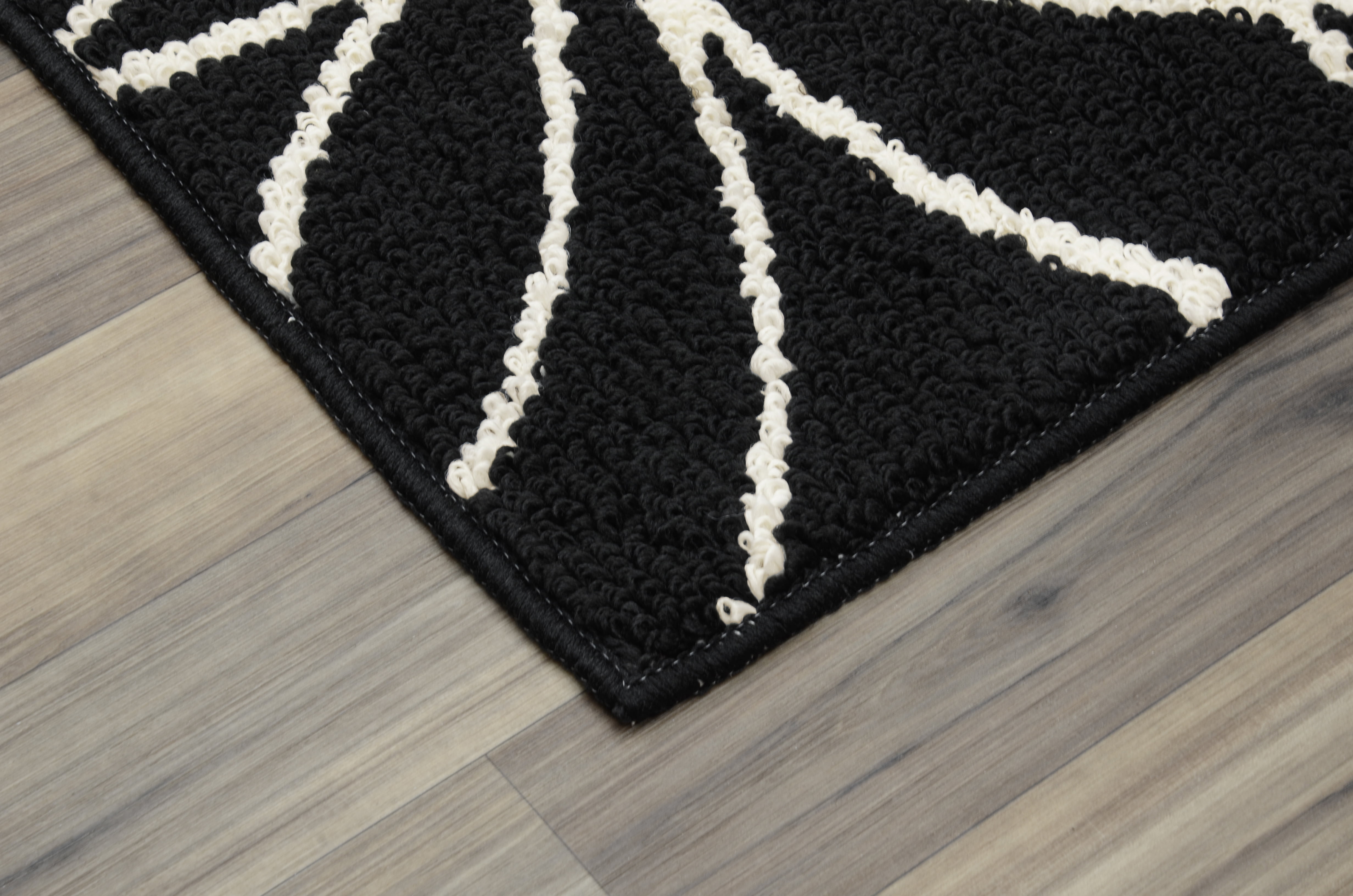 Garland Rug Grand Floral Black/Ivory Indoor Area Rug, 8' x 10'