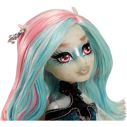 monster high haunted rochelle goyle