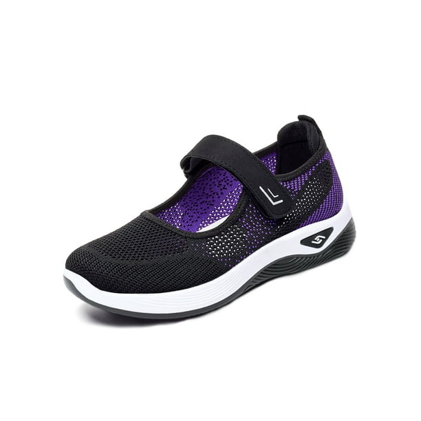 Nike strap hotsell shoes womens