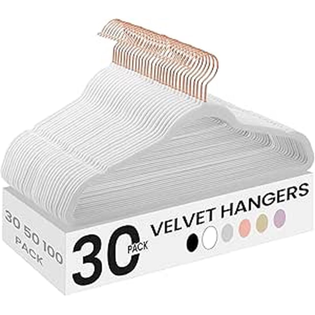 SONGMICS Juego de 30 Perchas de Terciopelo, 41.5 cm de Largo, con Ganchos Giratorios de 360°, para Camisas de Abrigo Completas, Blanco