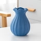 thumbnail image 5 of Azul Oscuro Mate de Cerámica de Loto en Forma de Florero, Florero Hidropónico para Decoración de Salas de Estar, 5 of 6