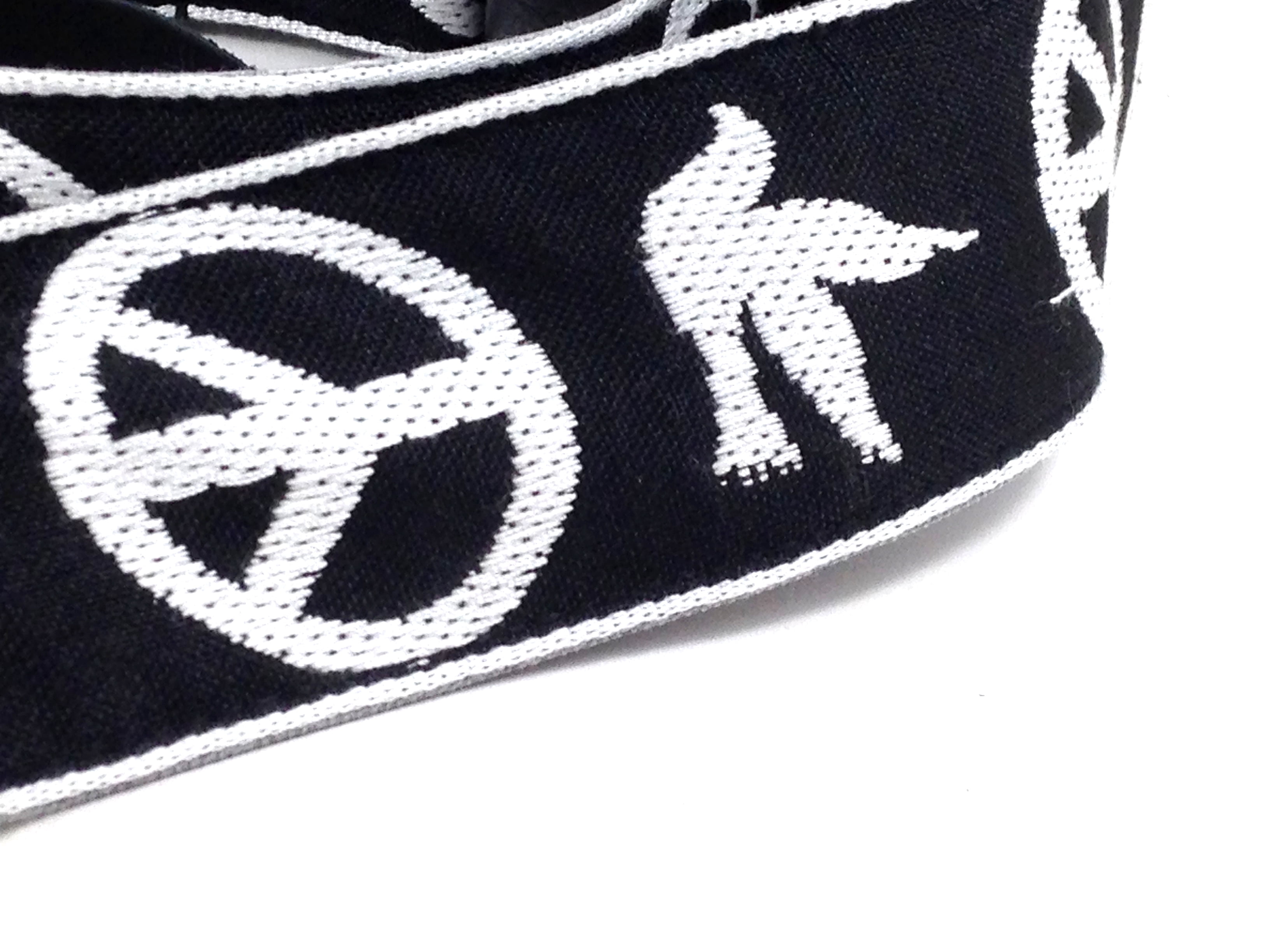 Ace Guitar Strap Vintage Style Peace Doves Design Black and White