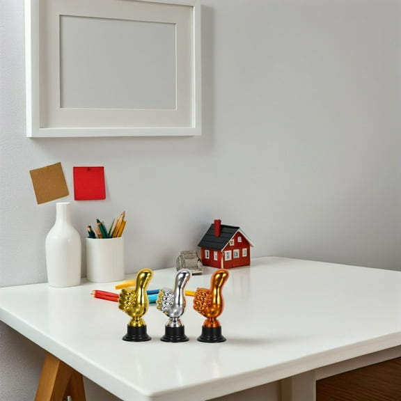 UPKOCH 3pcs Fake Trophy Trophy Gold Plastic Award for Competitions Students Party Favors