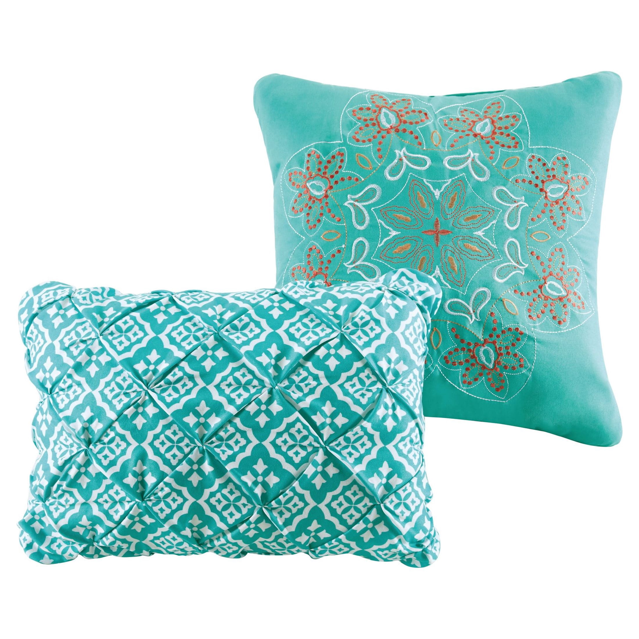 VCNY Home Yara 5-Piece Aqua Medallion Reversible Quilt Set, Full/Queen, Adult, Unisex