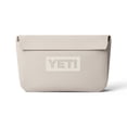 thumbnail image 1 of Capa impermeable Gear Case YETI Sidekick Dry de 3 litros, color topo, 1 of 9