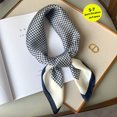 thumbnail image 1 of Bufanda cuadrada de seda a cuadros para mujer, banda de satén para el pelo, suave para el trabajo, Hijab, Foulard para la cabeza, 2021, 1 of 4