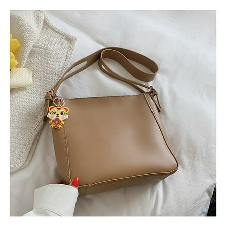 

CoCopeaunt Big Casual Shoulder Bags for Women Soft Leather Crossbody Bag Simple Large Capacity Handbag Lady New Tiger Pendant Messenger Bag