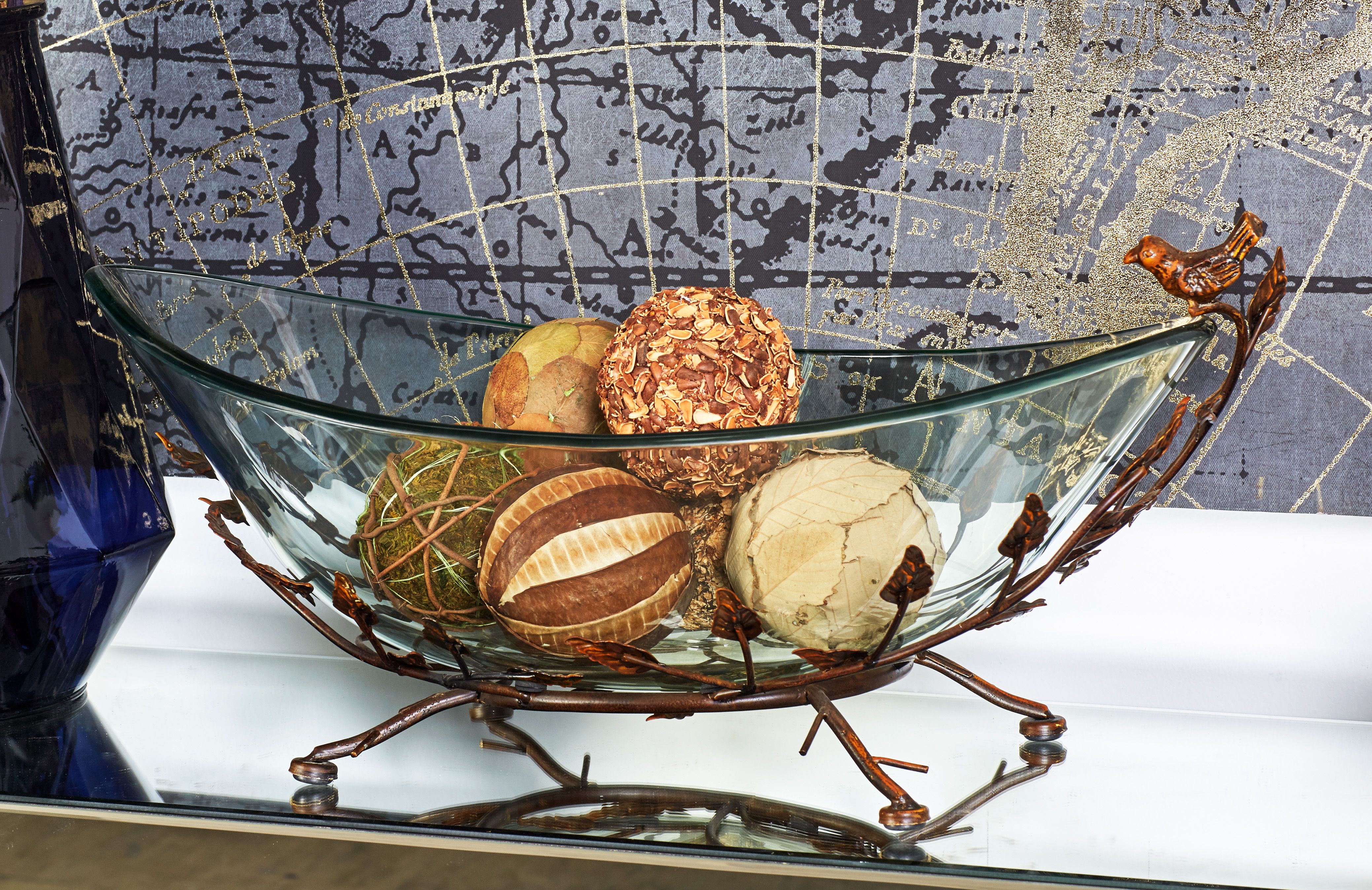 Decmode 8 X 22 Inch Traditional Oval Glass Bowl With Metal Elm Leaf