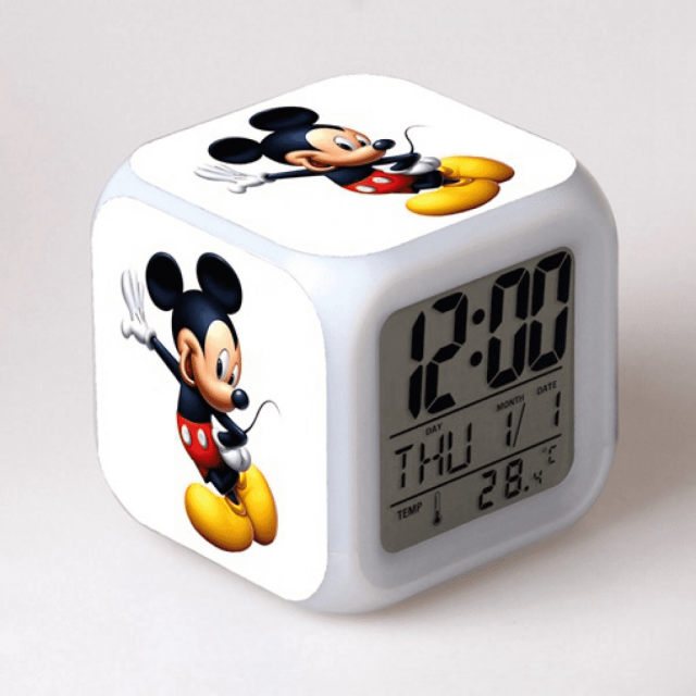 HANNTAOO Reloj despertador LED con diseño de Mickey Mouse, reloj de mesa creativo, reloj digital electrónico brillante y colorido para adultos, niñas, niños y niños, juguete para regalo de cumpleaños