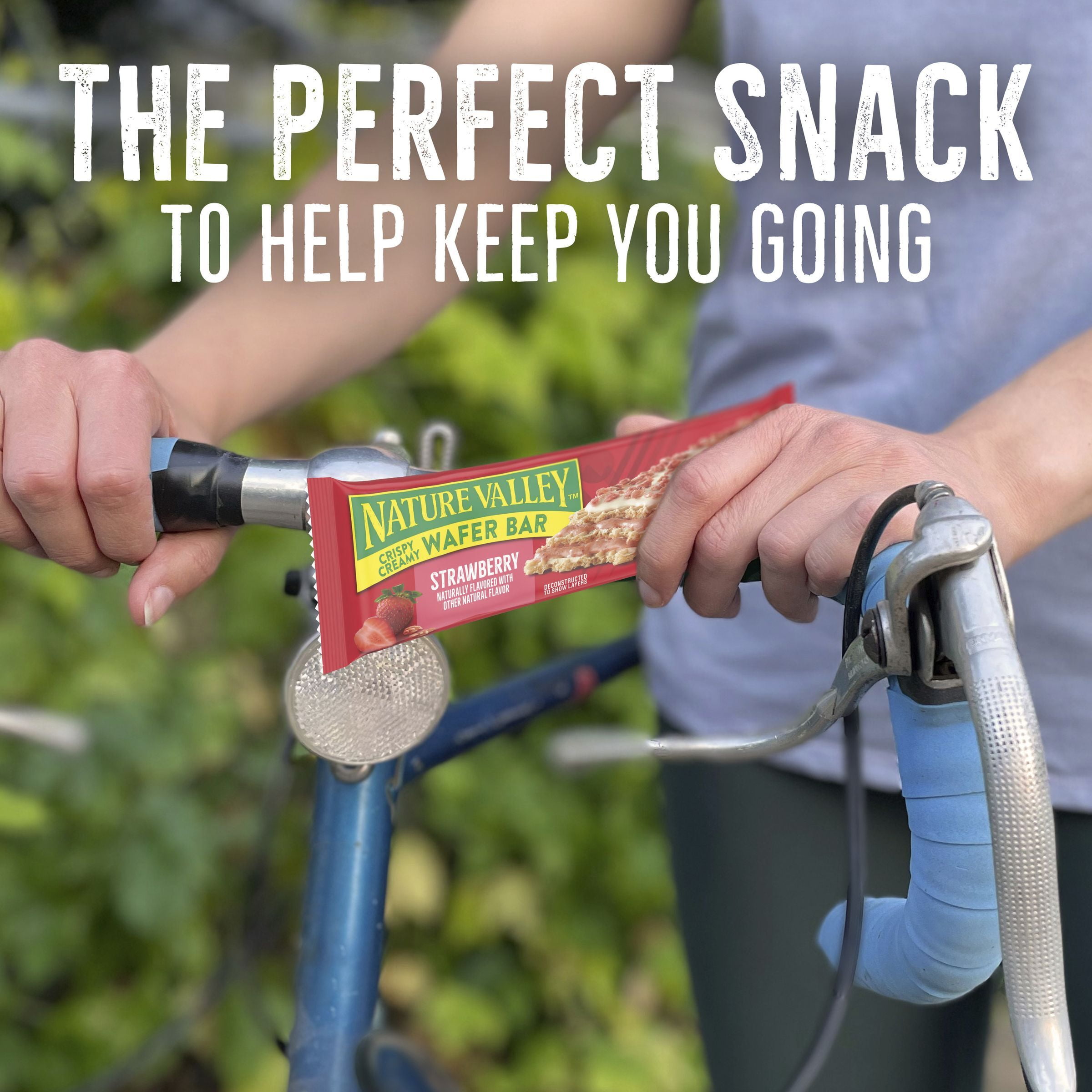 Nature Valley Strawberry Crispy Creamy Wafer Bars, Made with Oat Butter and Whole Grains, 20 Bars, 26 oz Box