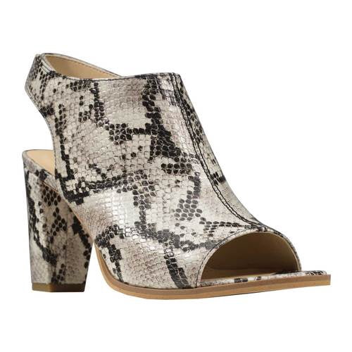 clarks women's fashion sandals