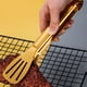 thumbnail image 3 of Pinzas para alimentos para barbacoa doradas de 7 estilos, pinzas para carne, pinzas huecas de acero inoxidable para parrilla de pan y pasteles, utensilios de cocina, accesorios de cocina, 3 of 6