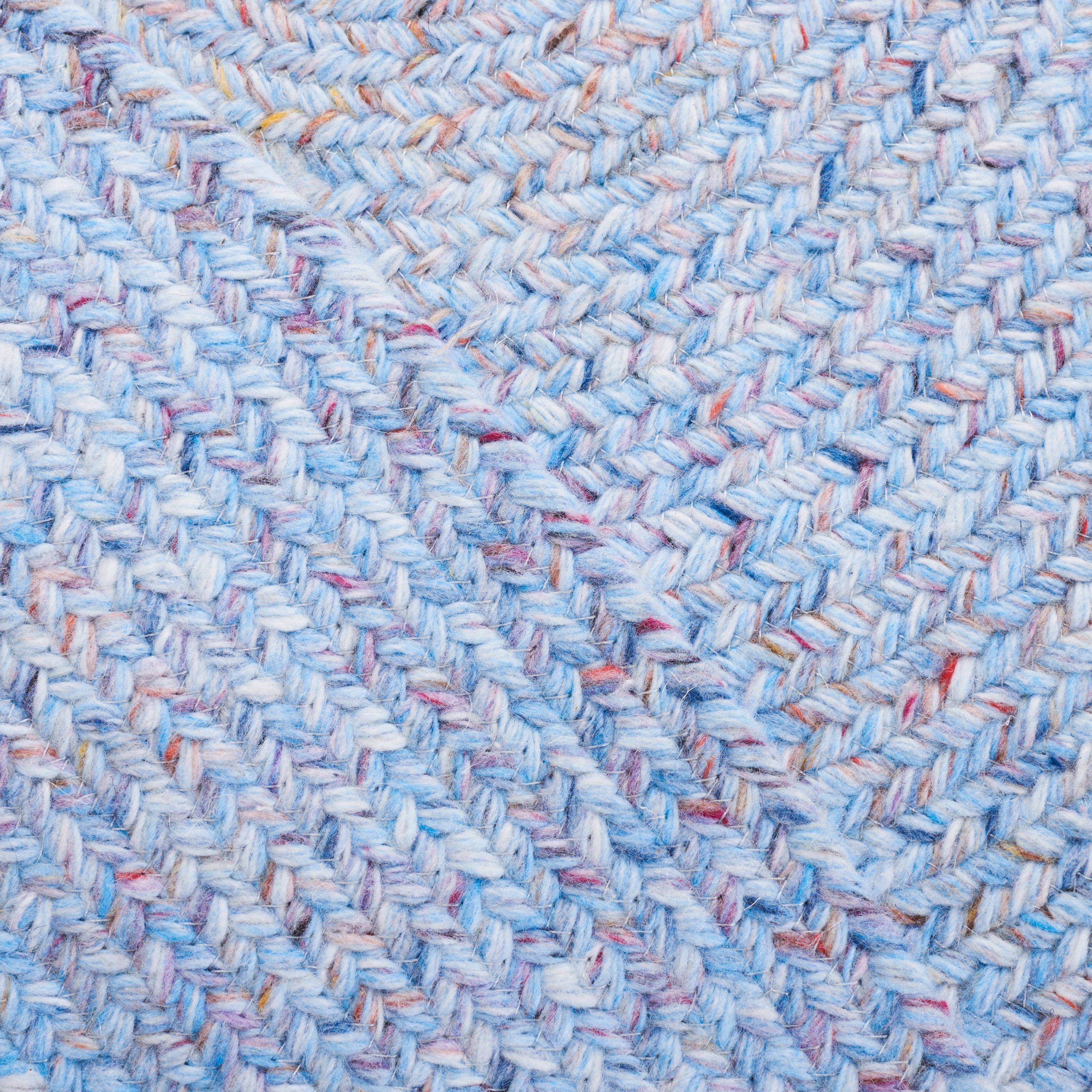 SAFAVIEH Braided Lyla Solid Polyester Reversible Area Rug, Light Blue/Red, 3' x 3' Round