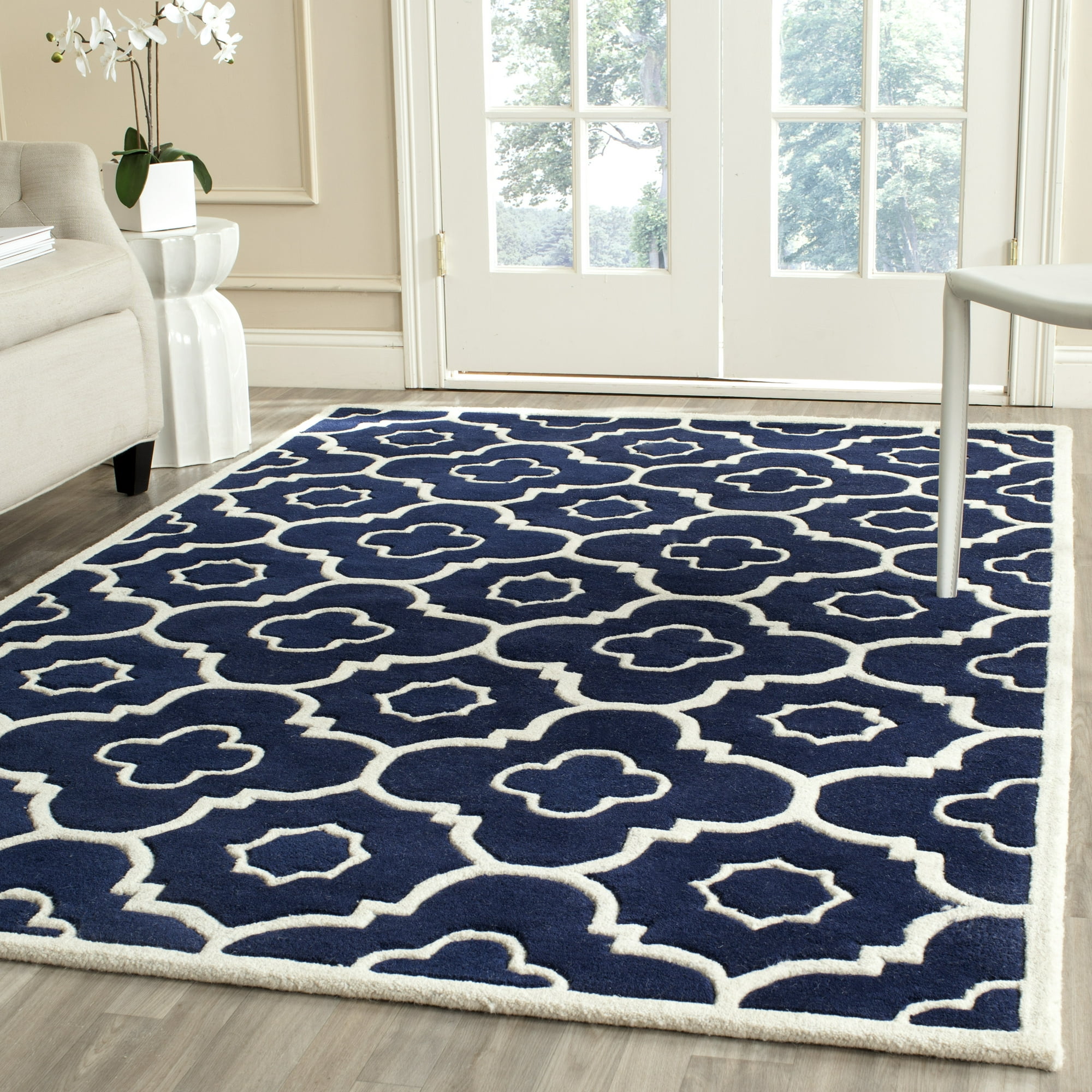 SAFAVIEH Chatham Diego Geometric Wool Area Rug, Dark Blue/Ivory, 5' x 8'