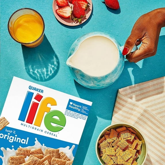 Quaker Original Life Multigrain Crispy & Crunchy Cereal, Family Size (22.3 oz)pack of 2