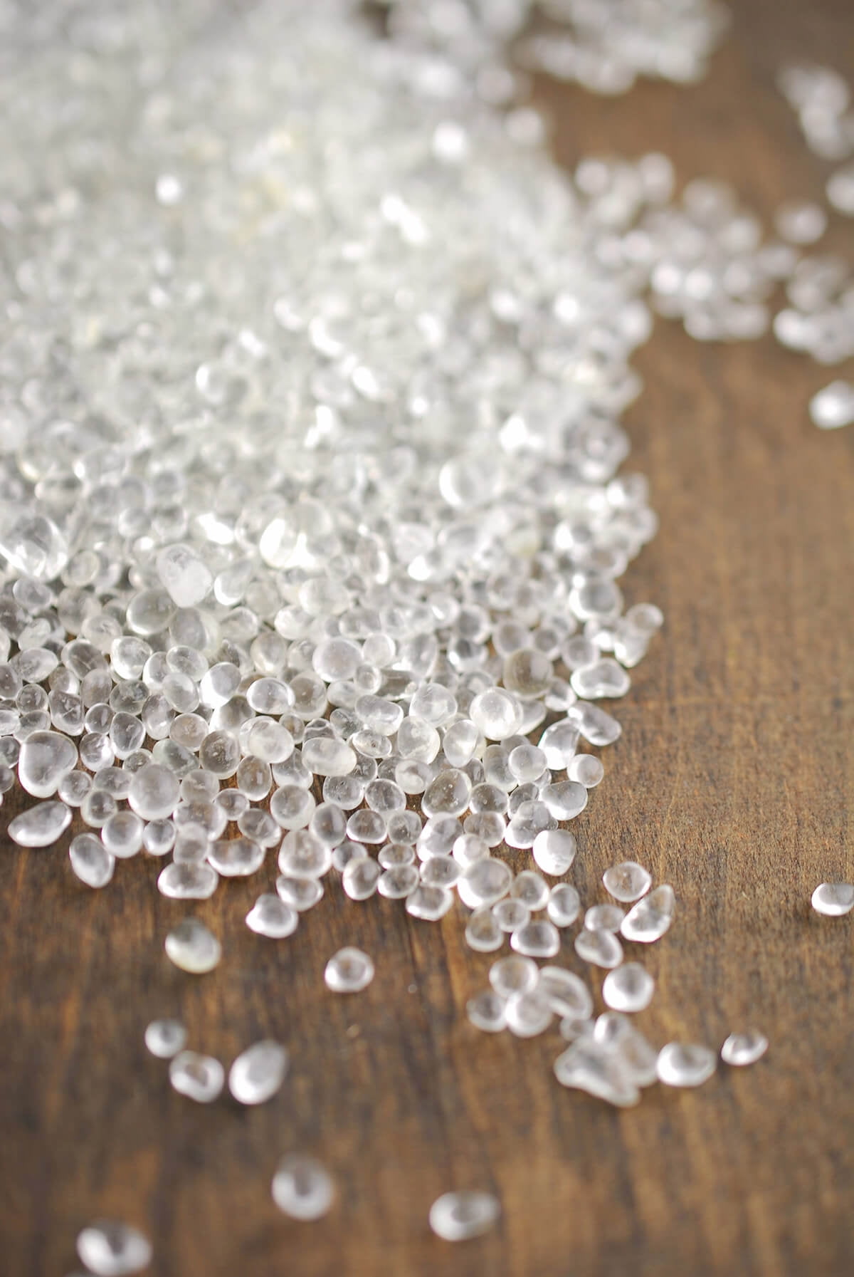 Glass Bead Vase Filler Clear 2 Cups 1 2 Lbs 2 Cups3X5in 5a3ffe34 f15f 4829 b01f 10a5cb04f5ce 1 3e69a99ea a6f70f5f