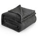 thumbnail image 1 of Manta de forro polar, tamaño king, gris oscuro, 274 x 229 cm, 1 of 8