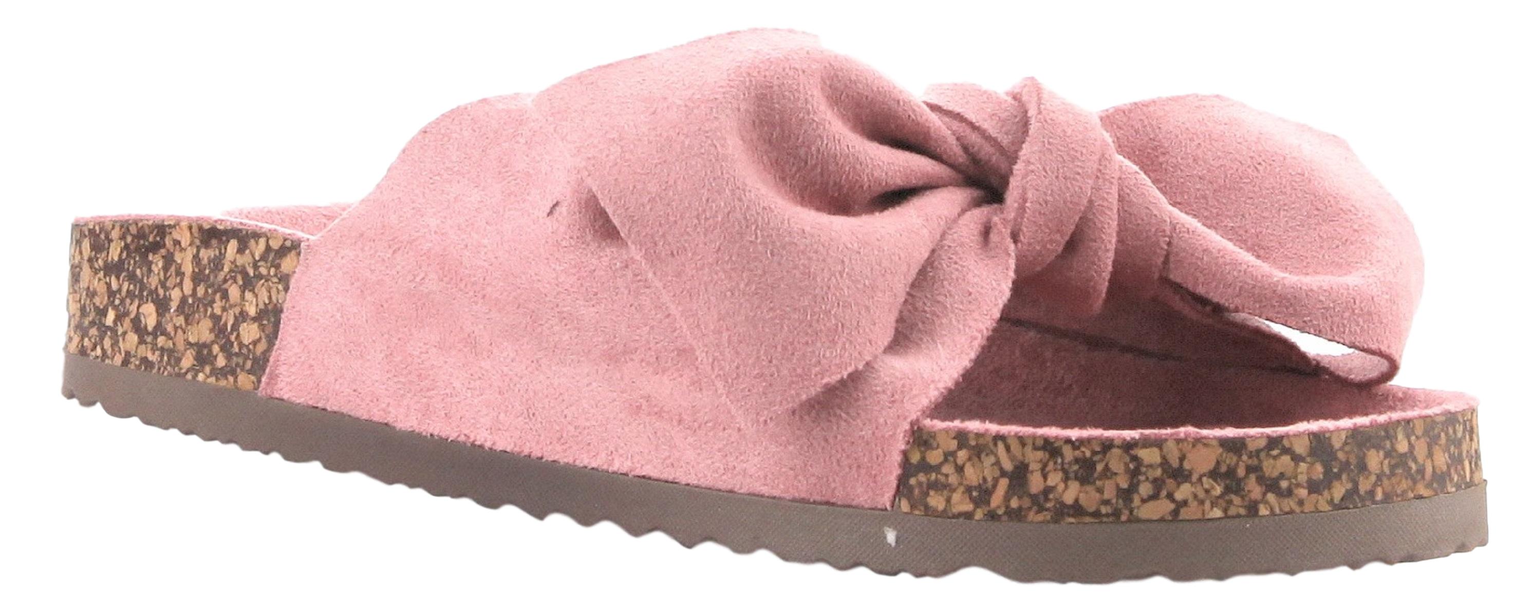 light pink fuzzy slides