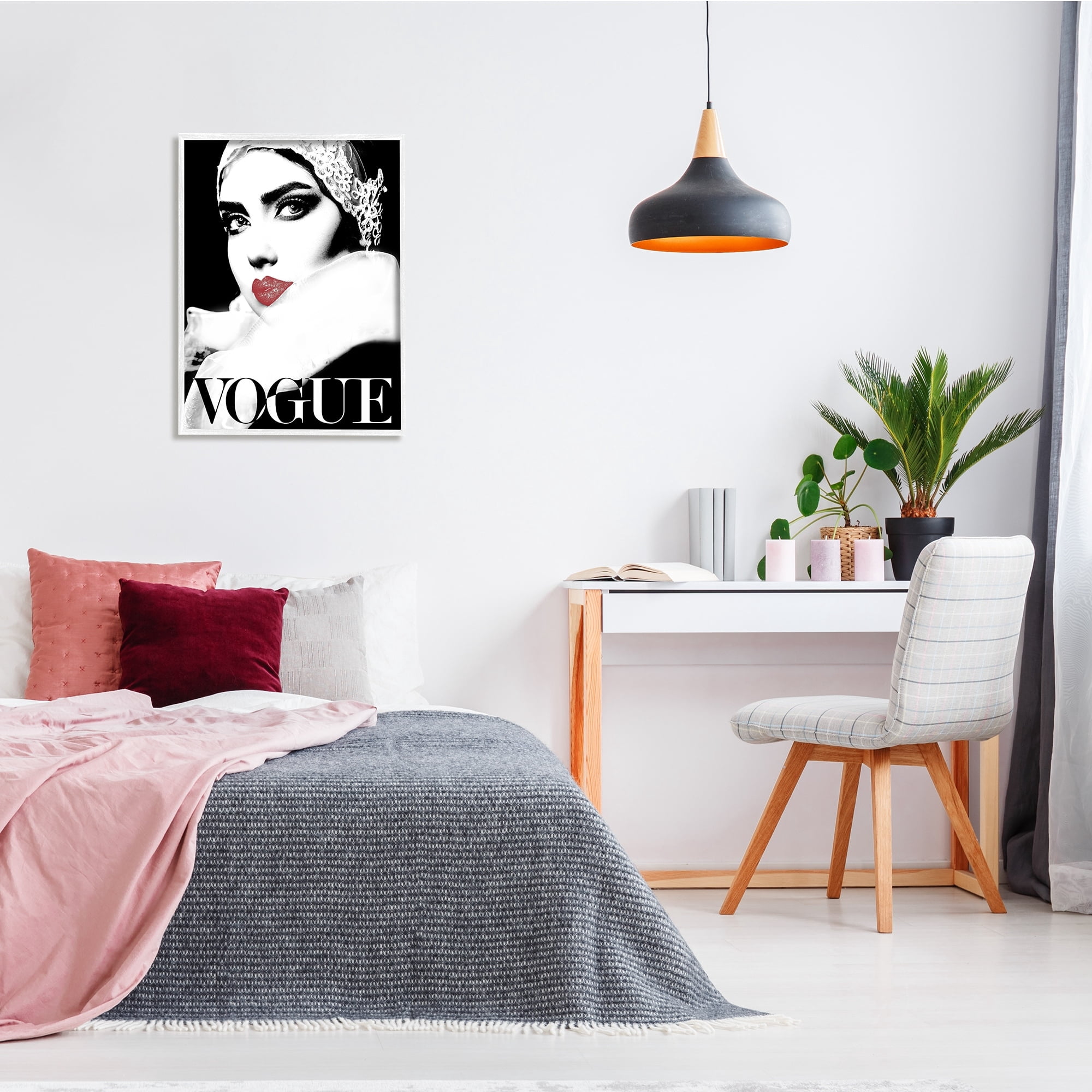 Stupell Industries Vintage Women's Fashion Advertisement Red Lips Chic Portrait, 24 x 30, Design by Ziwei Li