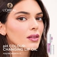 thumbnail image 3 of L’Oréal Paris Huile à Lèvres Teintée Plump Ambition, Brillant à lèvres repulpant, Léger picotement, Non collant, Hydratant, Infusé d'acide hyaluronique, Teinte 101 CRYSTAL CLEAR, 5 ml, 3 of 9