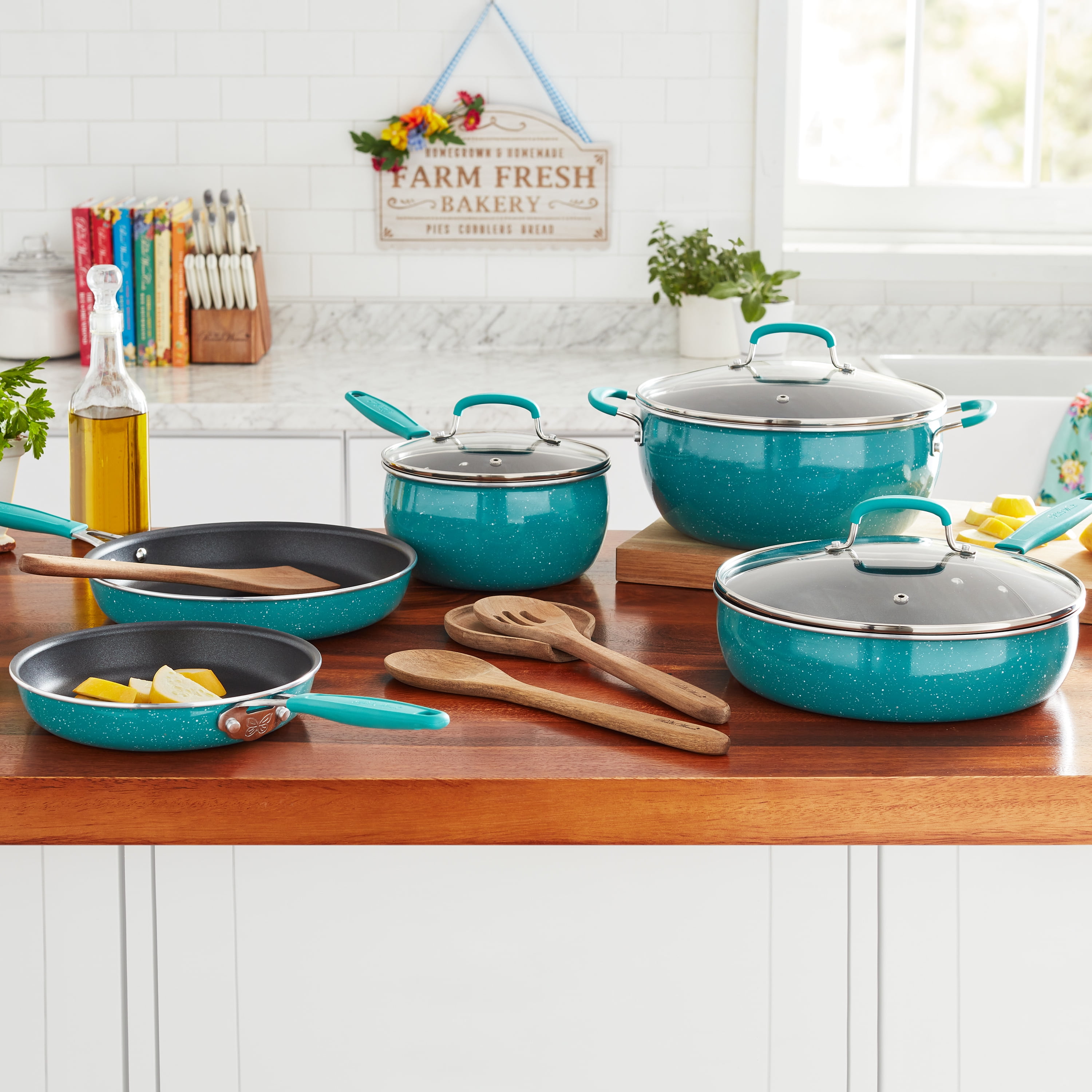 The Pioneer Woman Frontier Speckle 18-Piece Aluminum Cookware Set, Teal