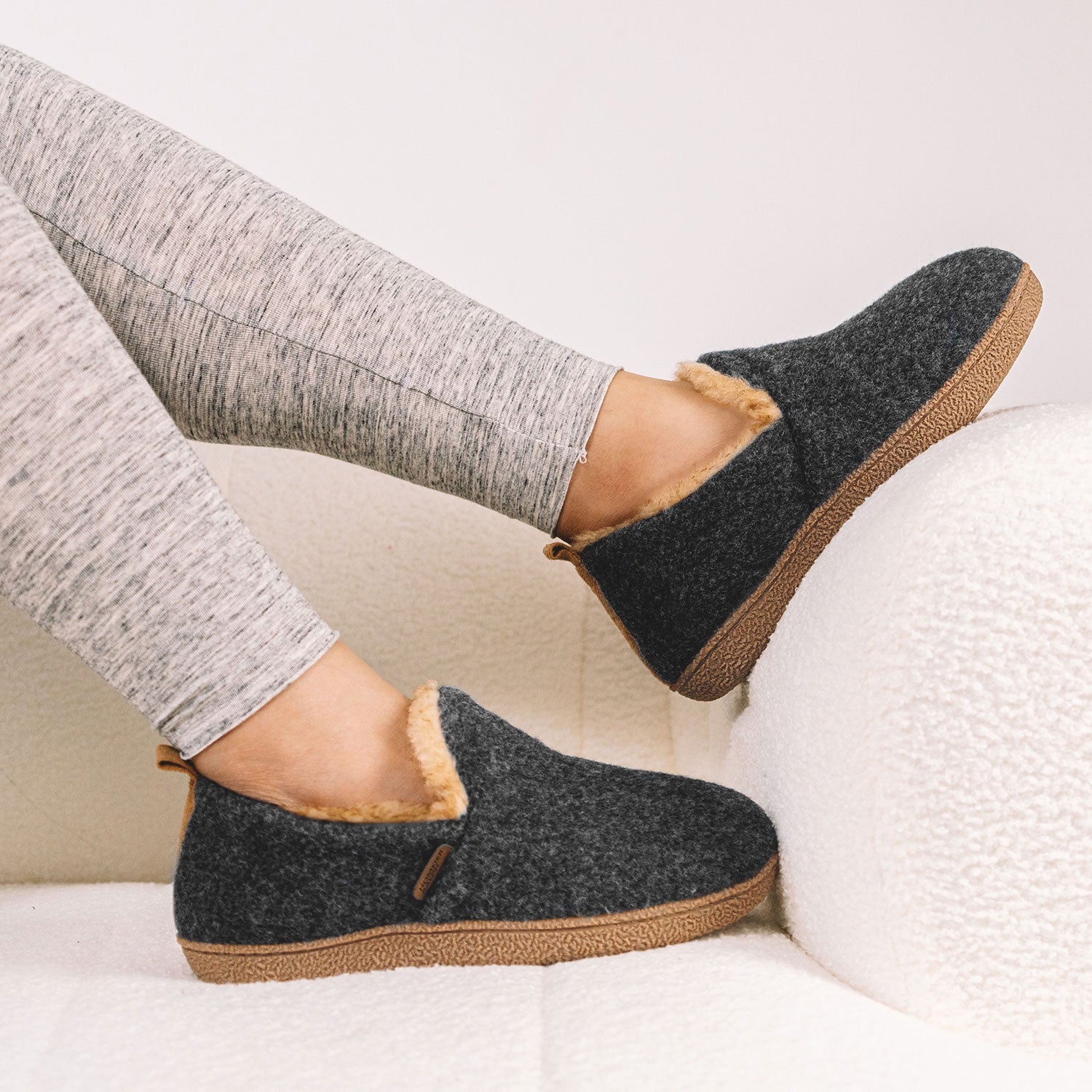 Homeier Ralph Women's Memory Foam Bootie Slippers photo 4